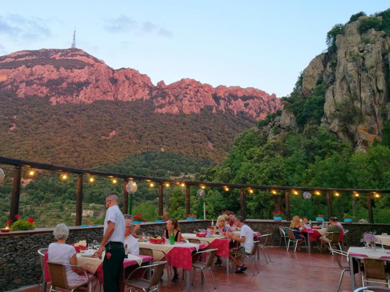 Hotel Sant'Elene Dorgali Luaran gambar